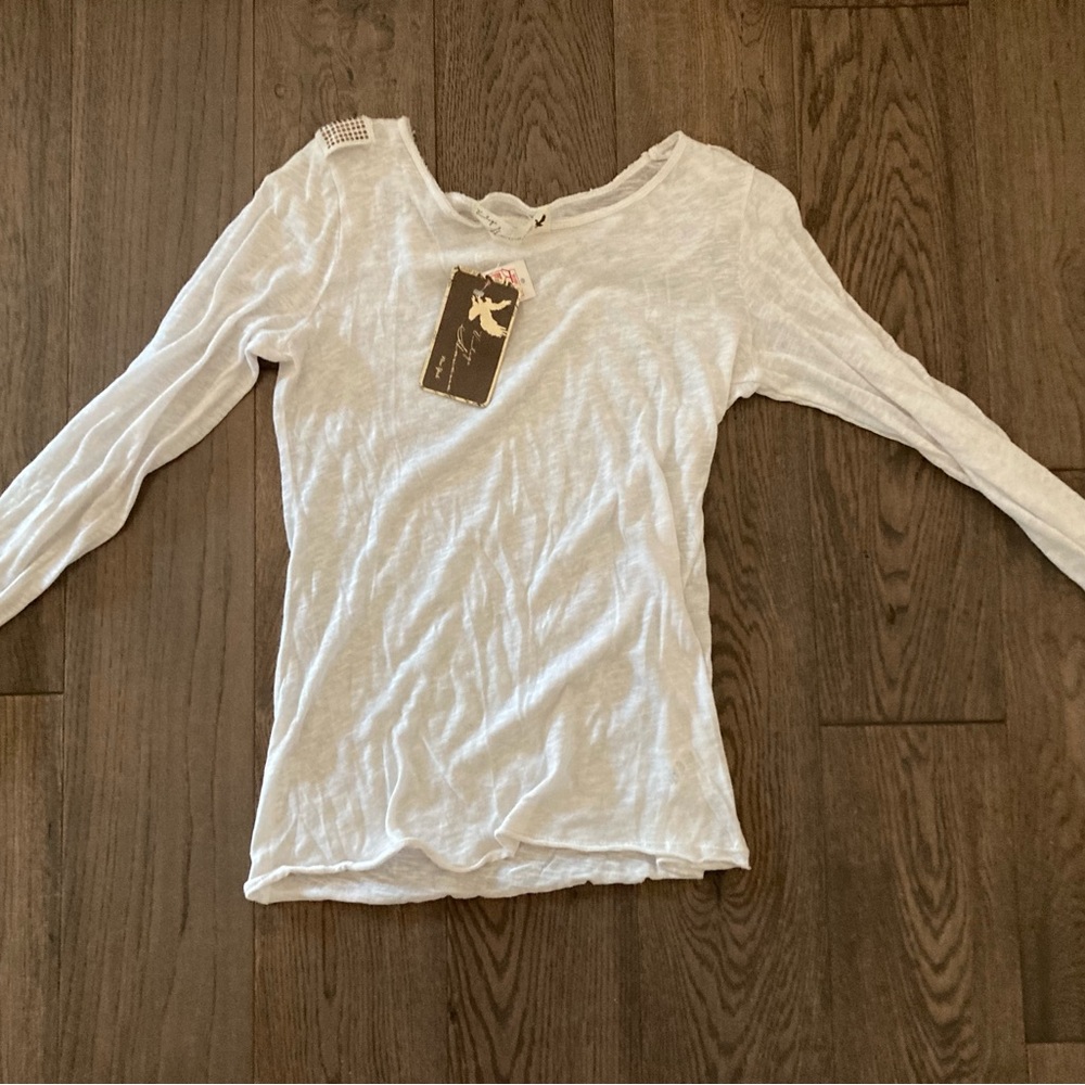 Vintage Havana White Layering Long Sleeve Tee Shirt Top Rose Gold Metallic Studs